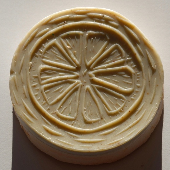 All-natural artisan Citrus Soap - Picture 2 of 4